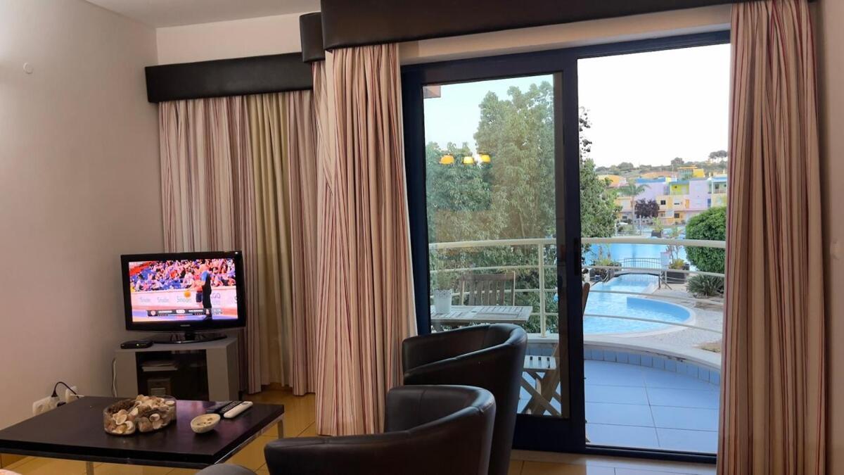 Apartamentos Da Orada T1 G 128 Marina 阿尔布费拉 外观 照片